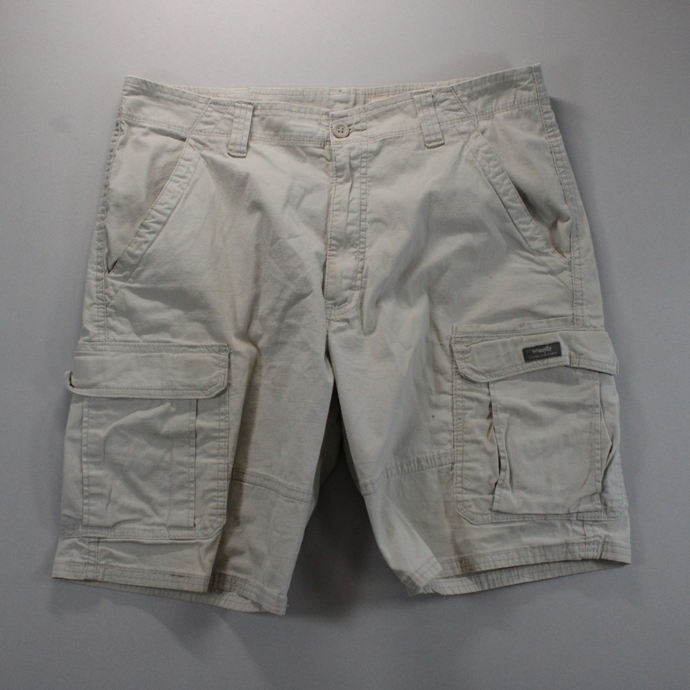Wrangler Mens Relaxed Fit Cargo Shorts Tan Khaki Outdoor Utility Workwear 34